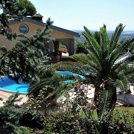 Casa Di Gio Luxury 4* Lanuvio